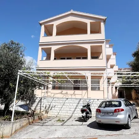 In Okrug Gornji With Sea View, Balcony, Air Conditioning, Wifi 5059-4