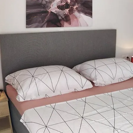 In Okrug Gornji With Sea View, Balcony, Air Conditioning, Wifi 5059-4