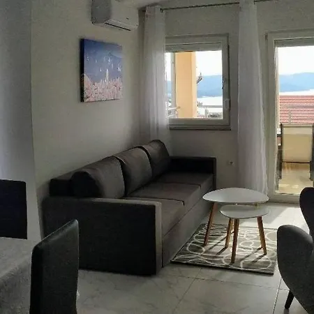 In Okrug Gornji With Sea View, Balcony, Air Conditioning, Wifi 5059-4