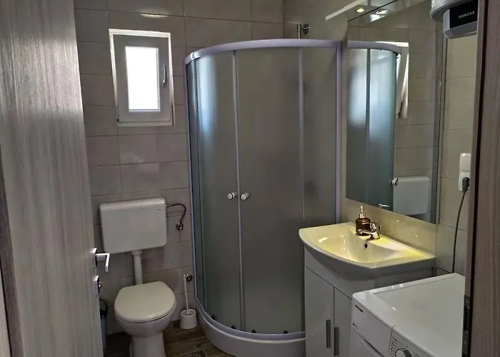 In Okrug Gornji With Sea View, Balcony, Air Conditioning, Wifi 5059-4