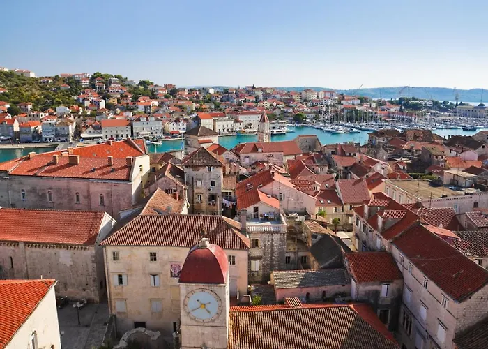 Apartment In Okrug Gornji With Sea View, Balcony, Air Conditioning, Wifi 5059-4 Trogir